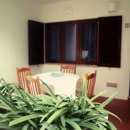 Le Cinq Apartmán