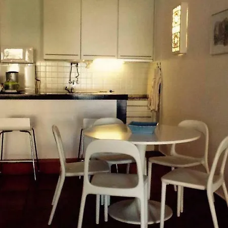 Le Cinq Apartment
